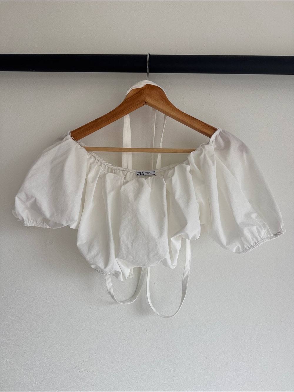 Zara White Off-Shoulder Puff-Sleeve Crop Criss Cross Blouse